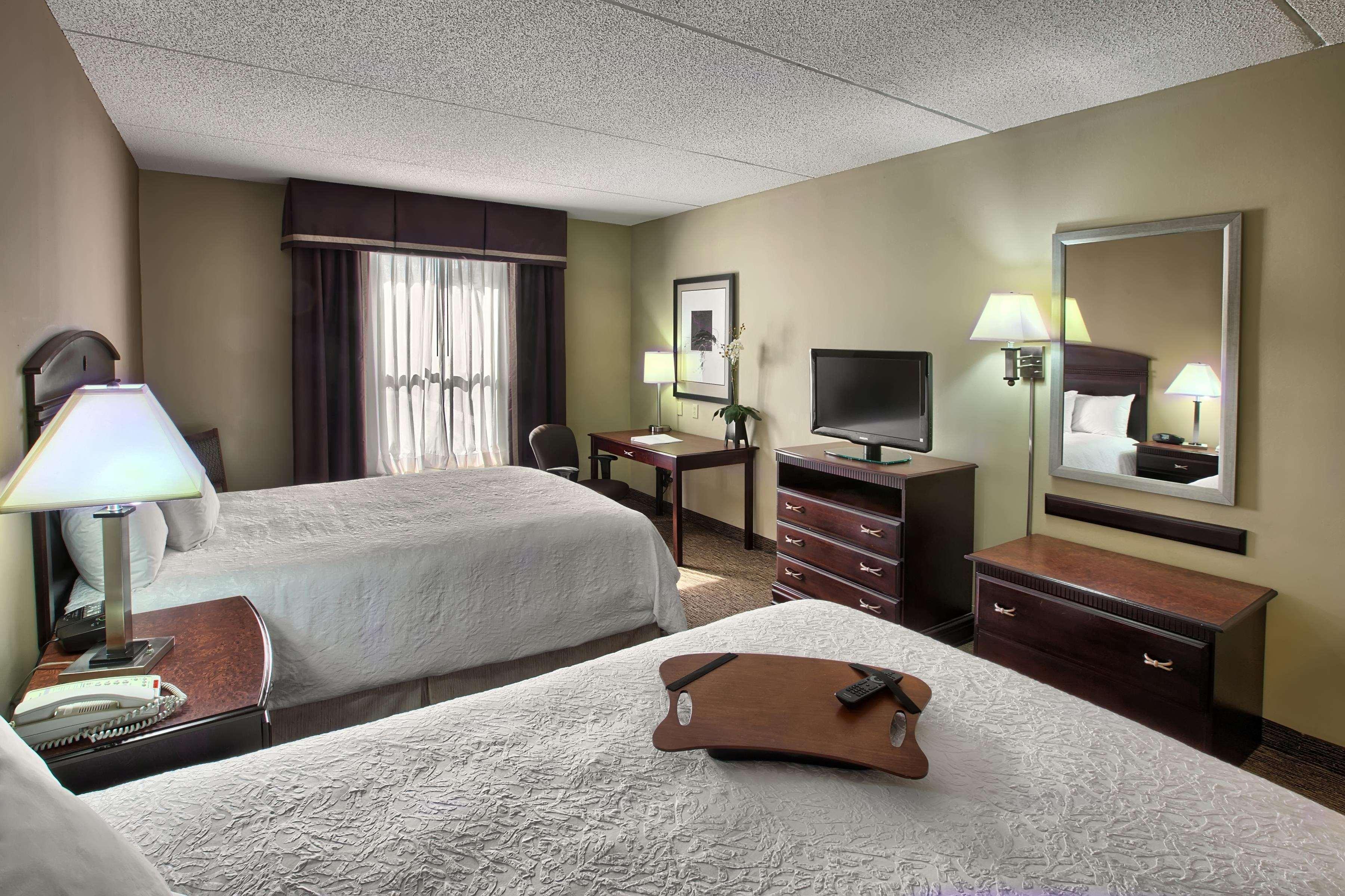 Hampton Inn & Suites Burlington Quarto foto