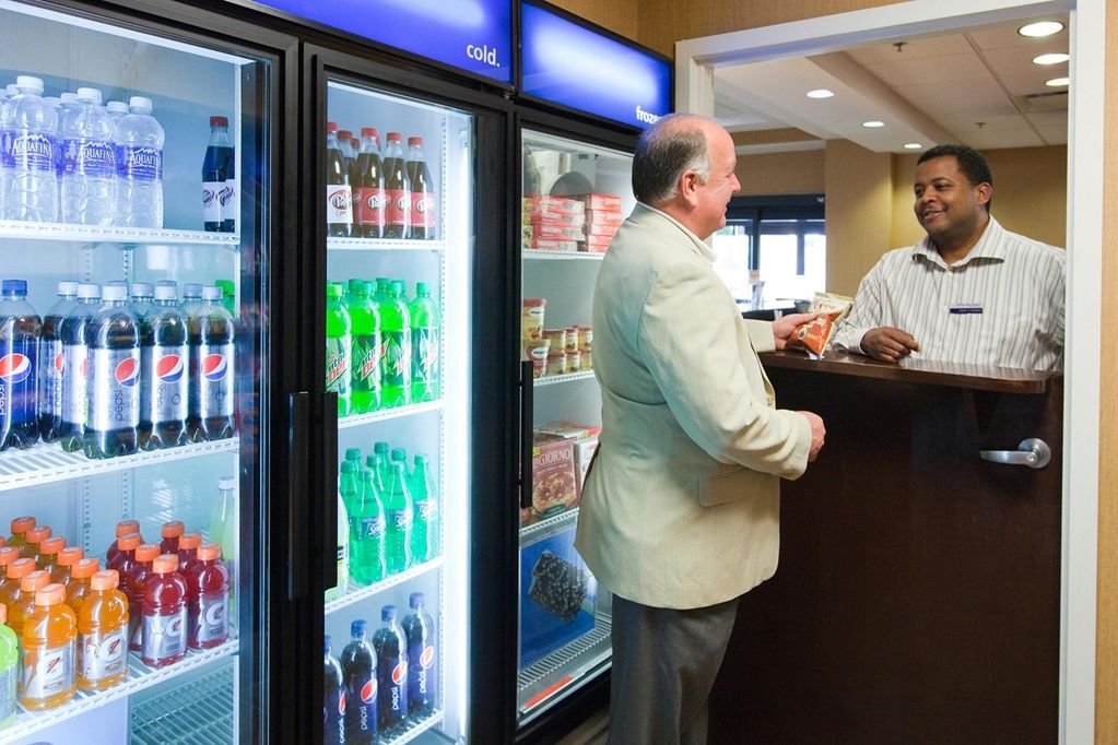 Hampton Inn & Suites Burlington Facilidades foto