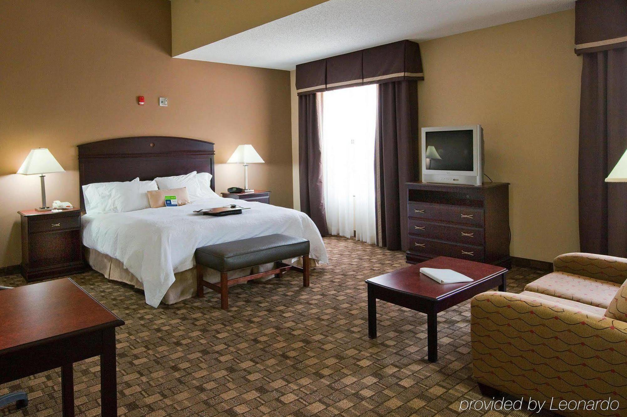 Hampton Inn & Suites Burlington Quarto foto